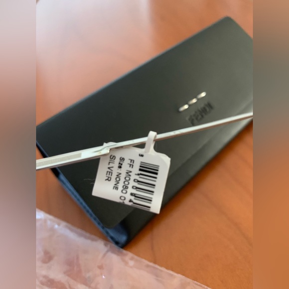 FENDI - Picture 7 of 16